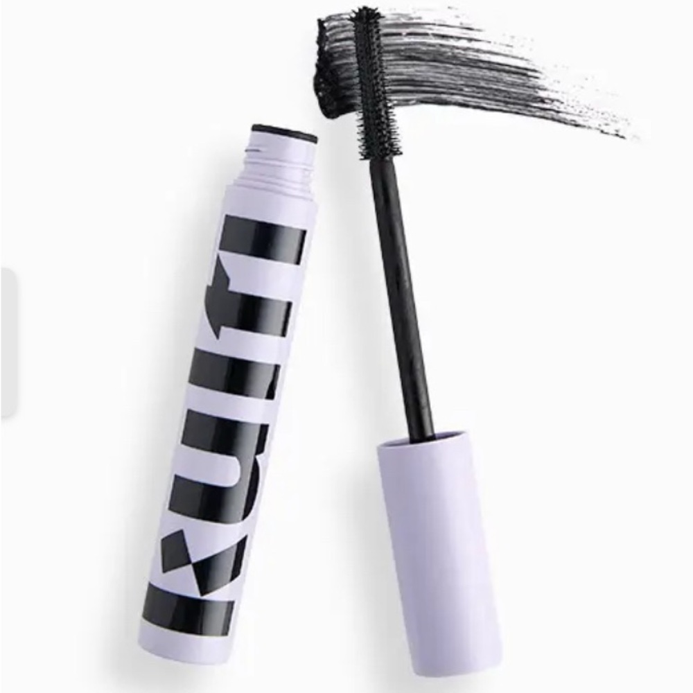 Kulfi Beauty Badi Lash Smudge Proof Volumizing Tubing Mascara in Black